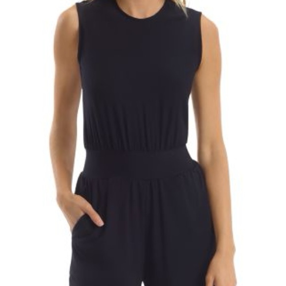 Commando butter Women's Sleeveless Muscle Romper jumpsuit yoga wear Black M - Picture 2 of 3